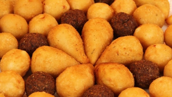 Salgadinhos fritos - 100 unidades