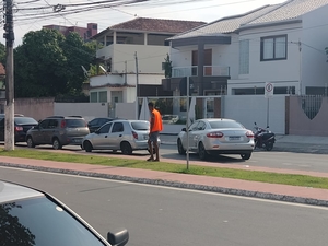 Casa ao lado da Prefeitura da Serra Sede