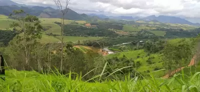 Chácara em Timbuí