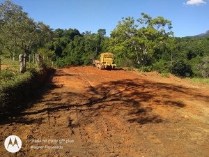 Terreno em Baixo Guandu com 175 hequitares